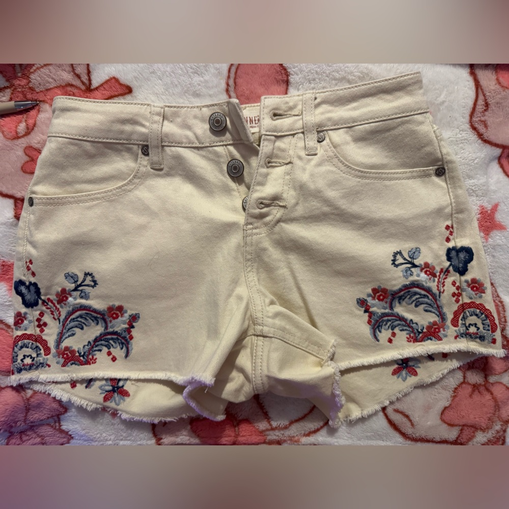 Shyanne Cream Embroidered Jean Shorts